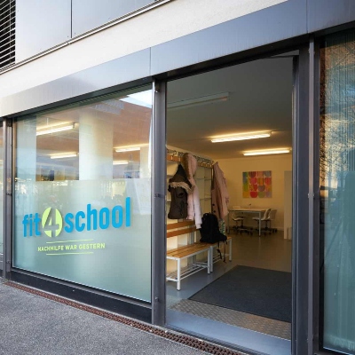 Außenbereich des fit4school-Lern- und Coachingcenters Binningen Foto des Außenbereichs des fit4school-Lern- und Coachingcenters Binningen